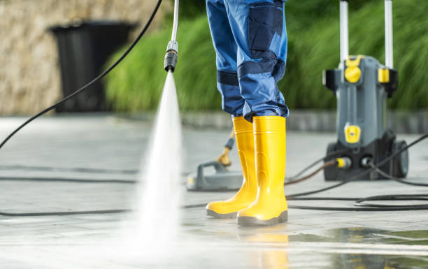 Best Commercial Building Pressure Washing  in Huntington Station, NY